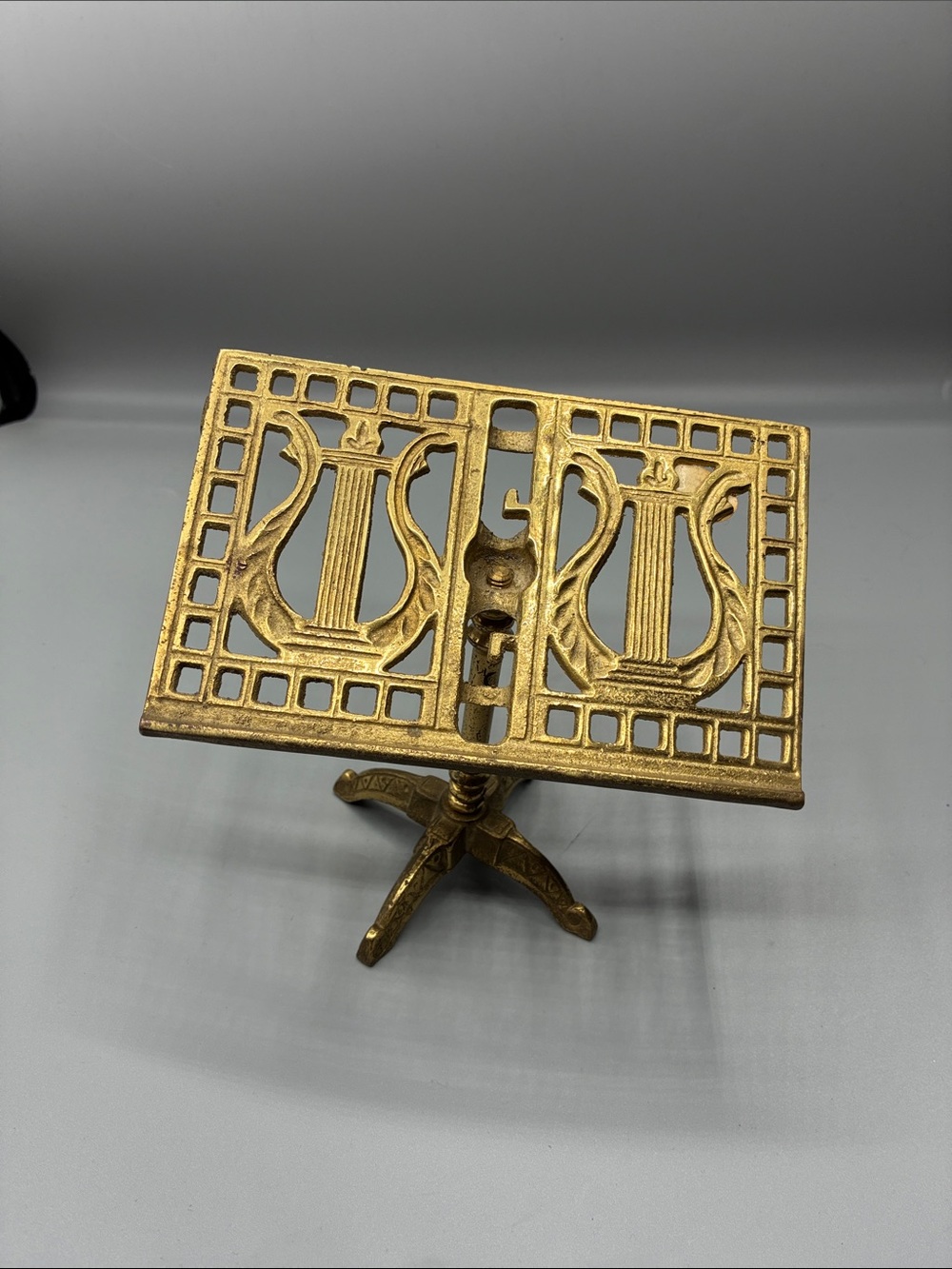 Andrea By Sadek Vintage  Decorative 5.75in Brass Music Stand Made in Japan